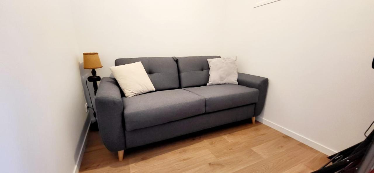 Appartement Moderne Finement Decore Avec Balcon A Vannes Centre エクステリア 写真